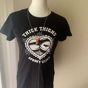 Halloween Vibes T-shirt 🎃